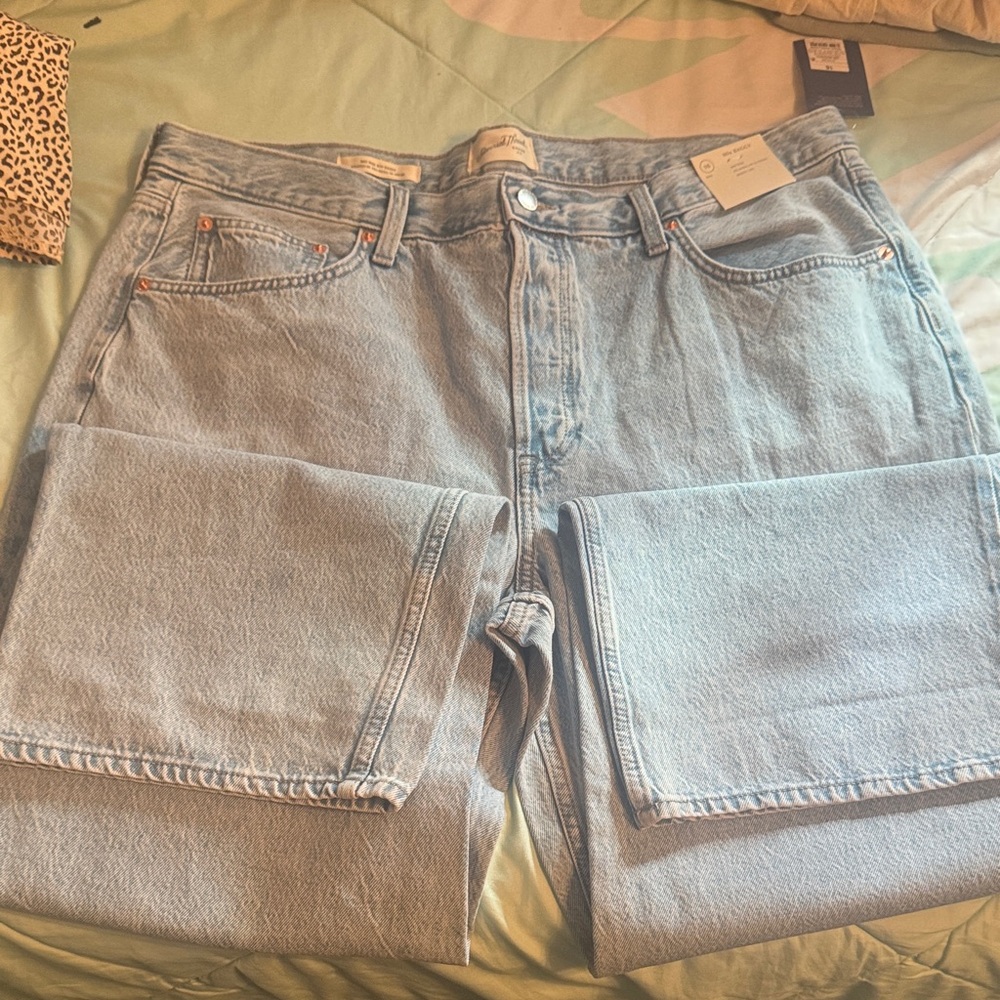 Universal Thread Light Blue Women Jeans